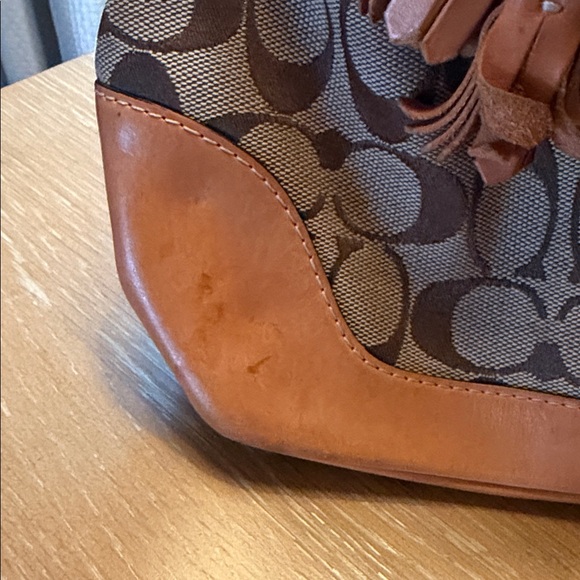 Coach Brown and Tan Signature Shoulder Bag - Picture 5 of 9